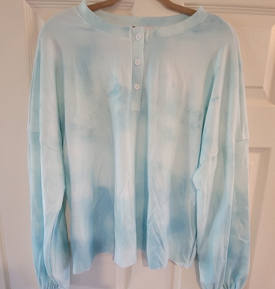 Messic Lightweight Tie Dye Printed Long Sleeve Pullover Brand New With Tags